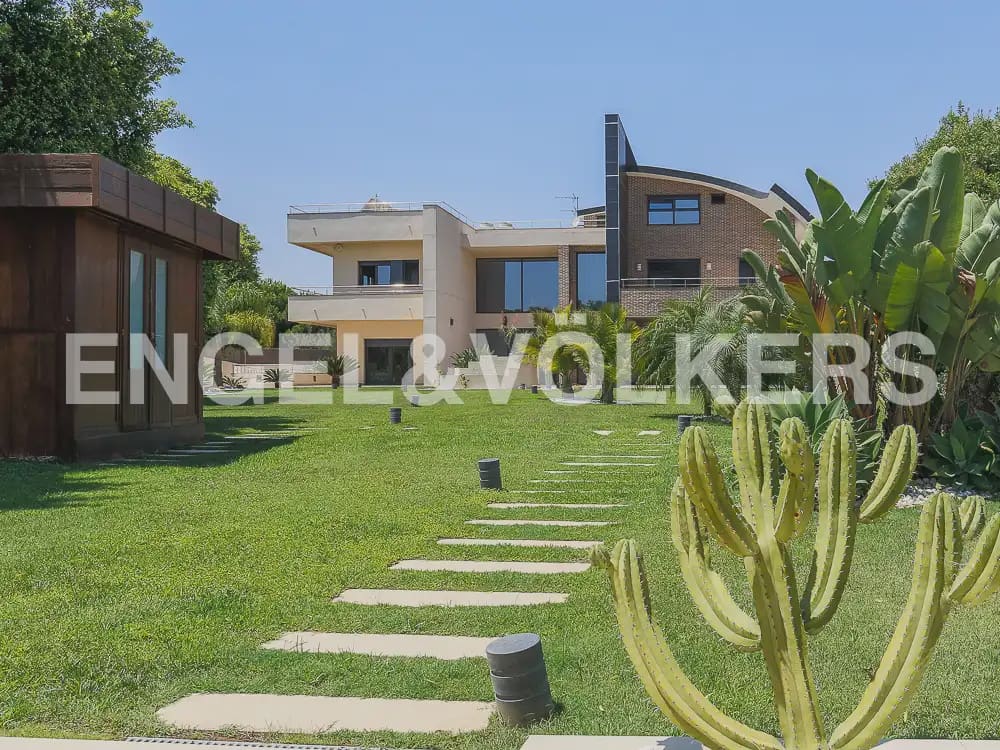 5 soverom Villa til salgs i Betera med svømmebasseng garasje - € 4 620 000 (Ref: 8239475)