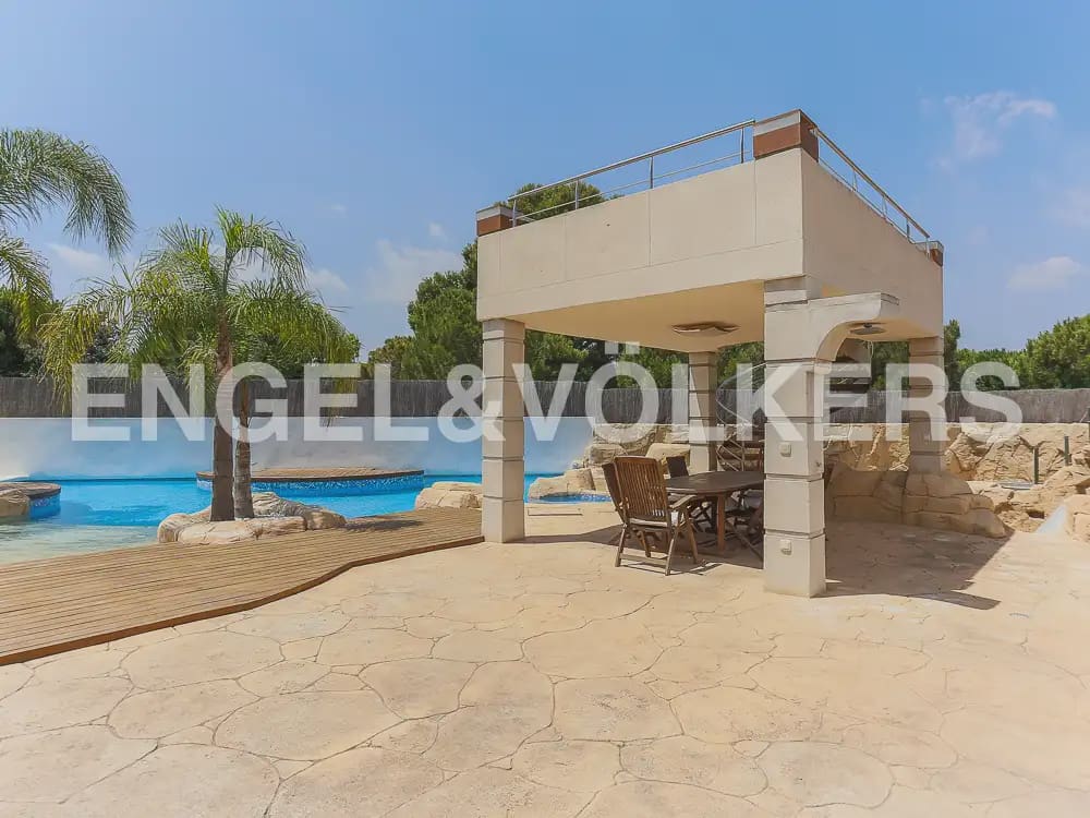 5 soverom Villa til salgs i Betera med svømmebasseng garasje - € 4 620 000 (Ref: 8239475)