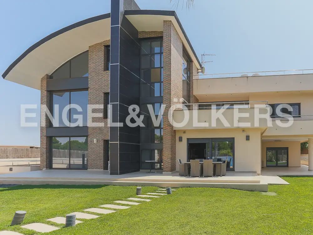 5 soverom Villa til salgs i Betera med svømmebasseng garasje - € 4 620 000 (Ref: 8239475)