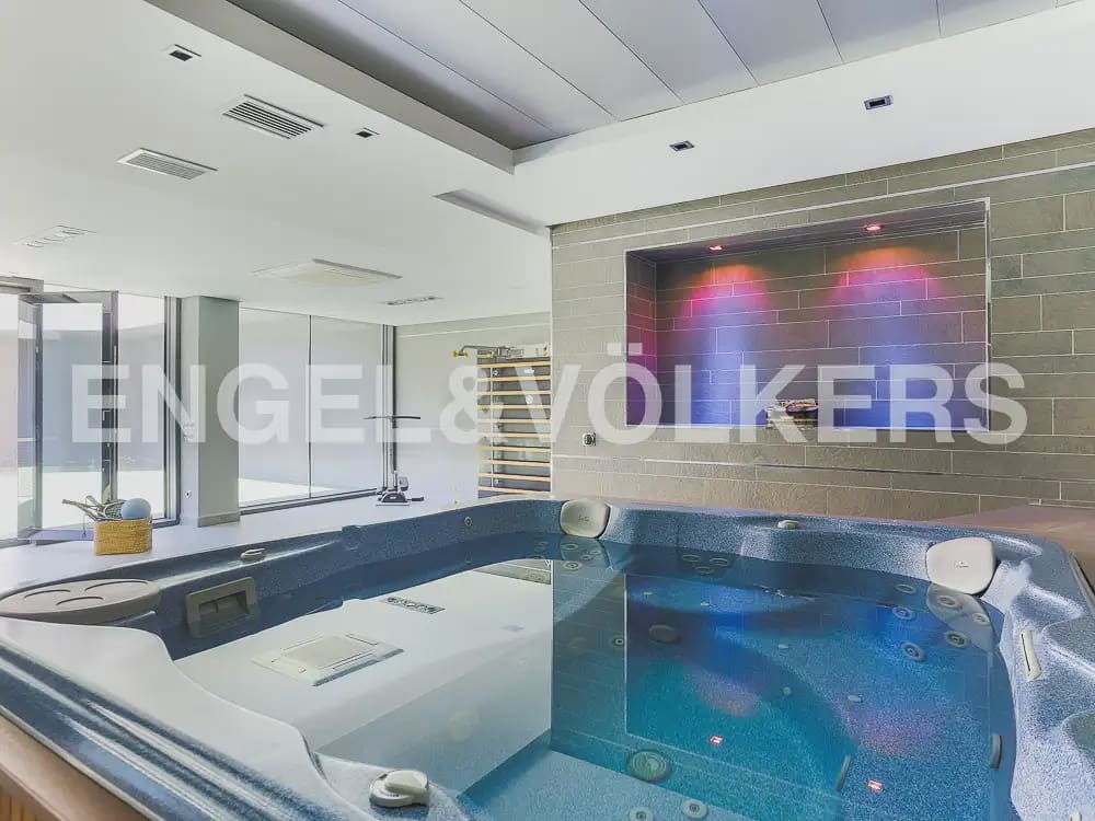 5 soverom Villa til salgs i Betera med svømmebasseng garasje - € 4 620 000 (Ref: 8239475)