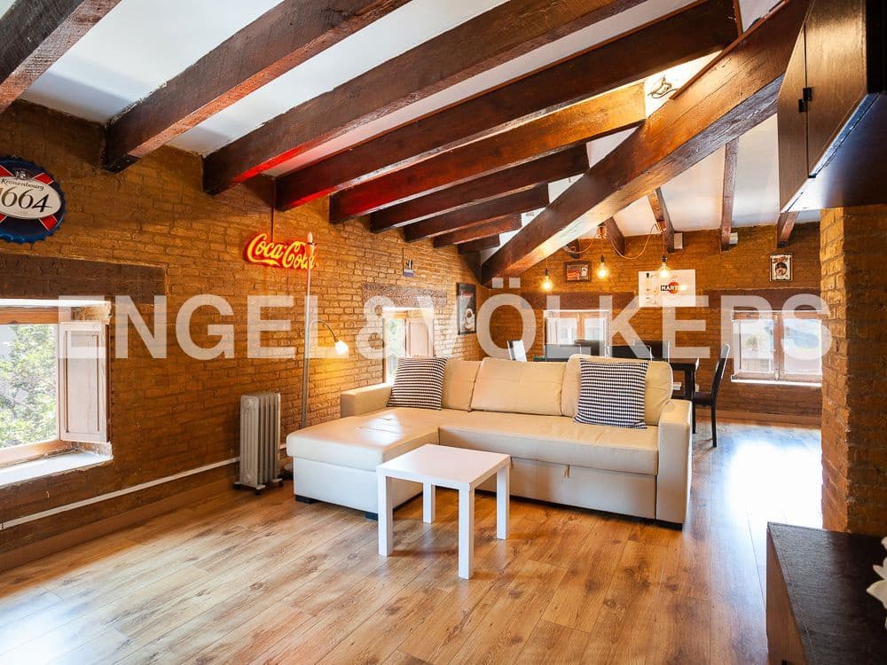 Appartement de 2 chambres à louer à Valence ville - 2 000 € (Ref: 8239505)