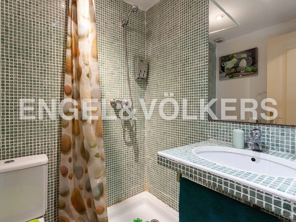 Appartement de 2 chambres à louer à Valence ville - 2 000 € (Ref: 8239505)