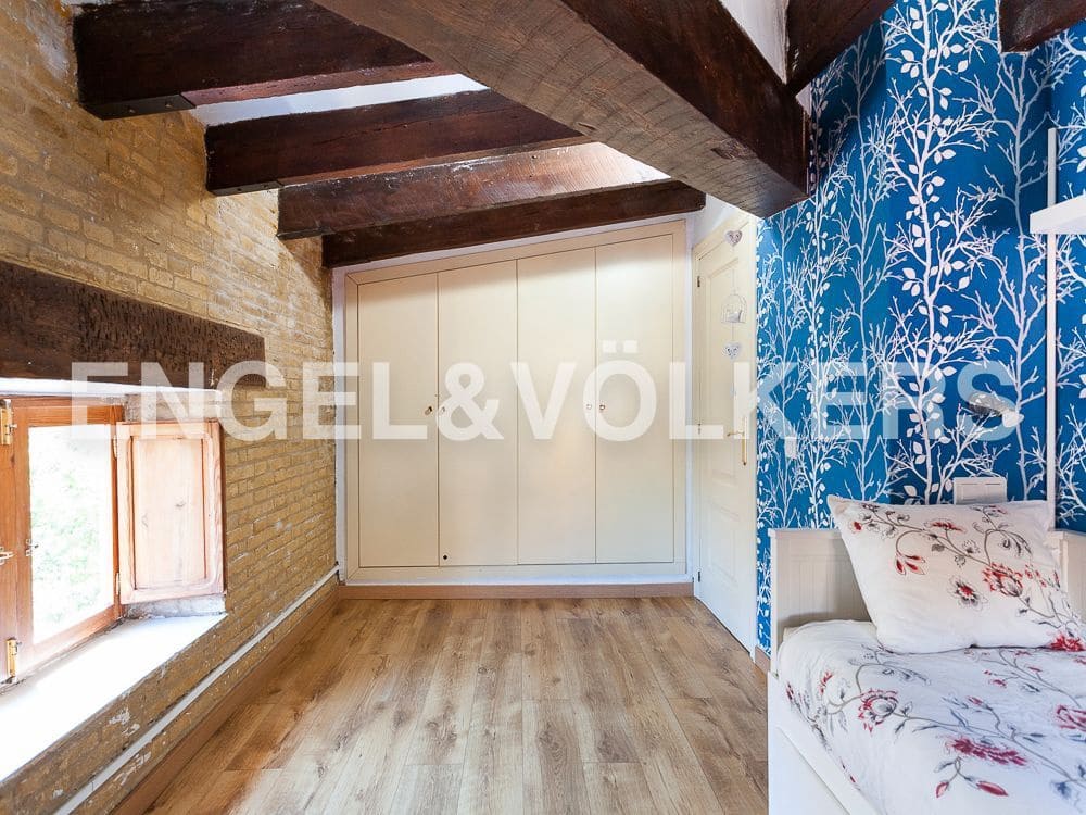 Appartement de 2 chambres à louer à Valence ville - 2 000 € (Ref: 8239505)