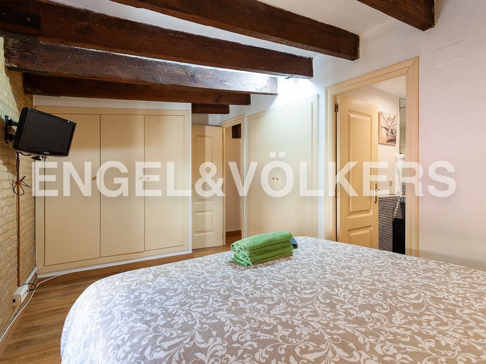 Appartement de 2 chambres à louer à Valence ville - 2 000 € (Ref: 8239505)