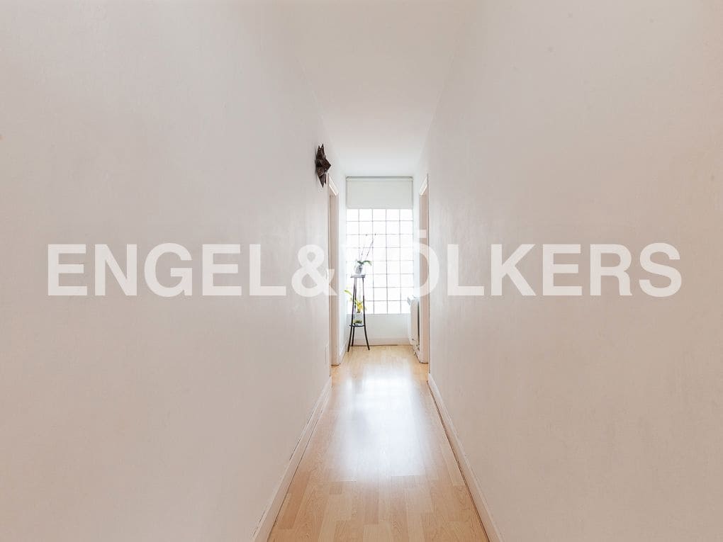 5 bedroom Villa for sale in Vinaros with garage - € 630,000 (Ref: 8239519)