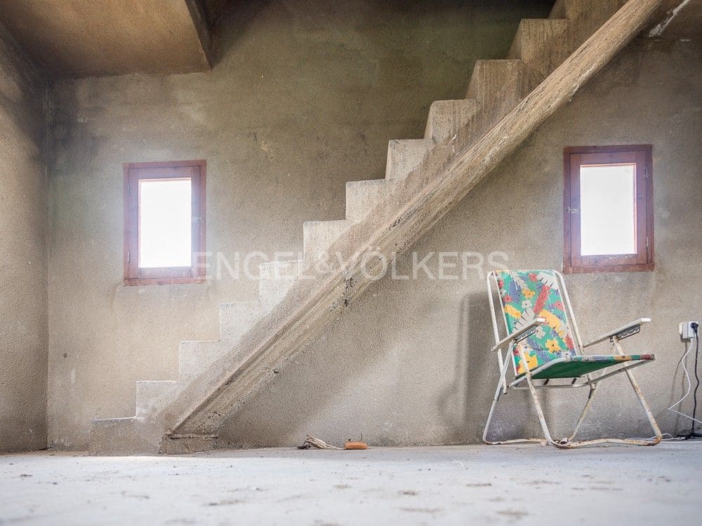 4 bedroom Villa for sale in Ondara with pool garage - € 600,000 (Ref: 8239524)