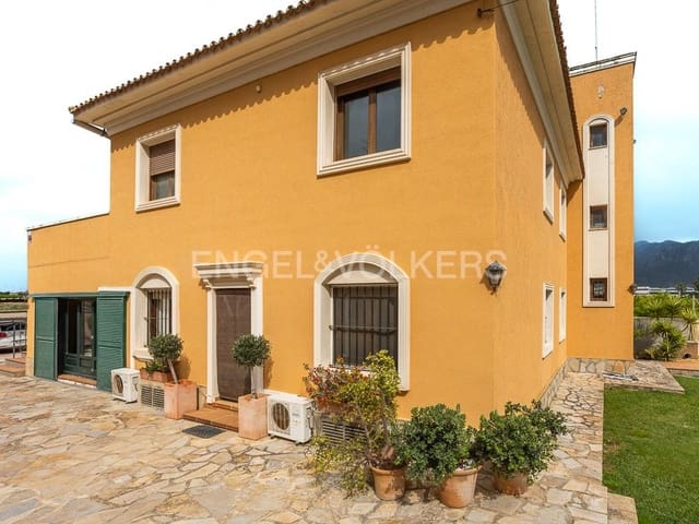 4 sypialnia Willa na sprzedaż w Ondara z basenem garażem - 600 000 € (Ref: 8239524)