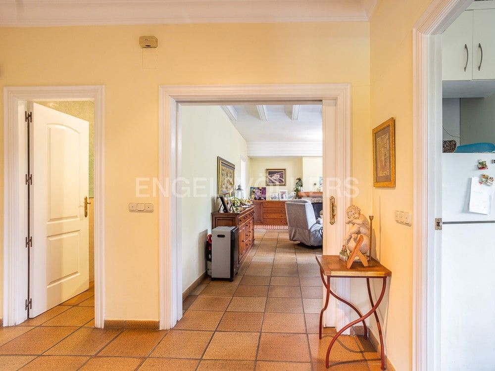 4 bedroom Villa for sale in Ondara with pool garage - € 600,000 (Ref: 8239524)