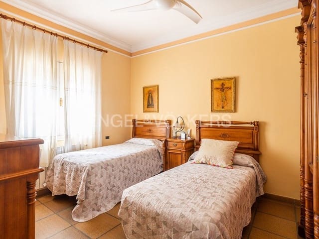 4 sypialnia Willa na sprzedaż w Ondara z basenem garażem - 600 000 € (Ref: 8239524)