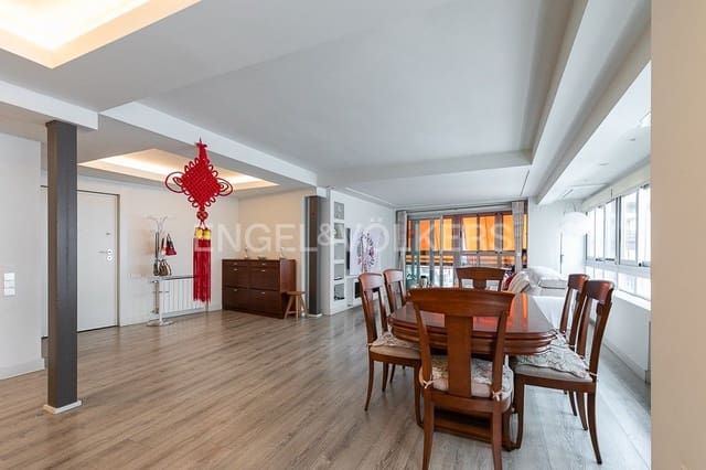 3 makuuhuone Huoneisto myytävänä paikassa Sant Francesc, Valencia kaupunki mukana 
autotalli - 1 200 000 € (Ref: 8292643)