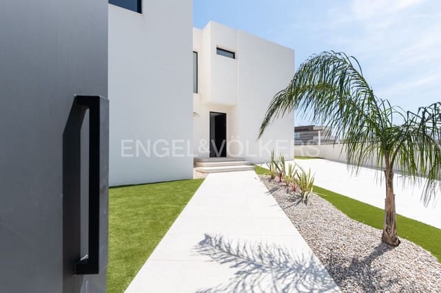 4 soverom Villa til salgs i Bétera med svømmebasseng garasje - € 950 000 (Ref: 8292689)
