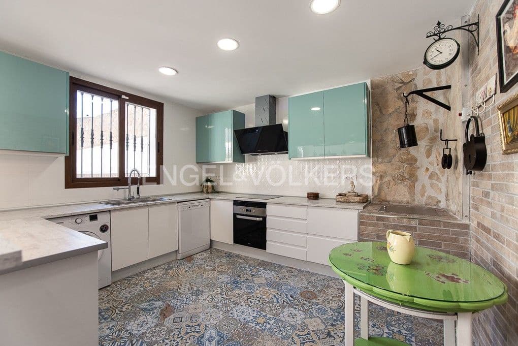 9 chambre Villa/Maison à vendre à Oropesa  - 755 000 € (Ref: 8292734)