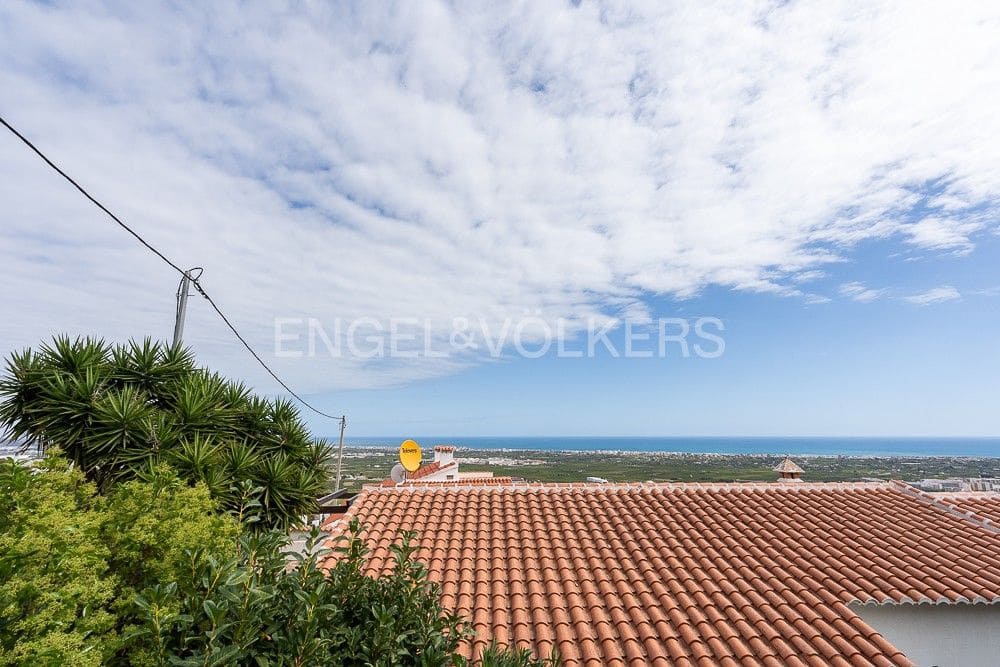 3 chambre Villa/Maison à vendre à La Font d'En Carros avec garage - 340 000 € (Ref: 8292739)