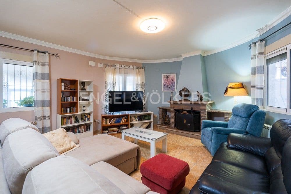 3 chambre Villa/Maison à vendre à La Font d'En Carros avec garage - 340 000 € (Ref: 8292739)