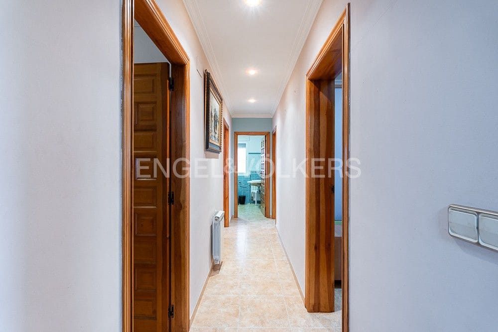 3 chambre Villa/Maison à vendre à La Font d'En Carros avec garage - 340 000 € (Ref: 8292739)