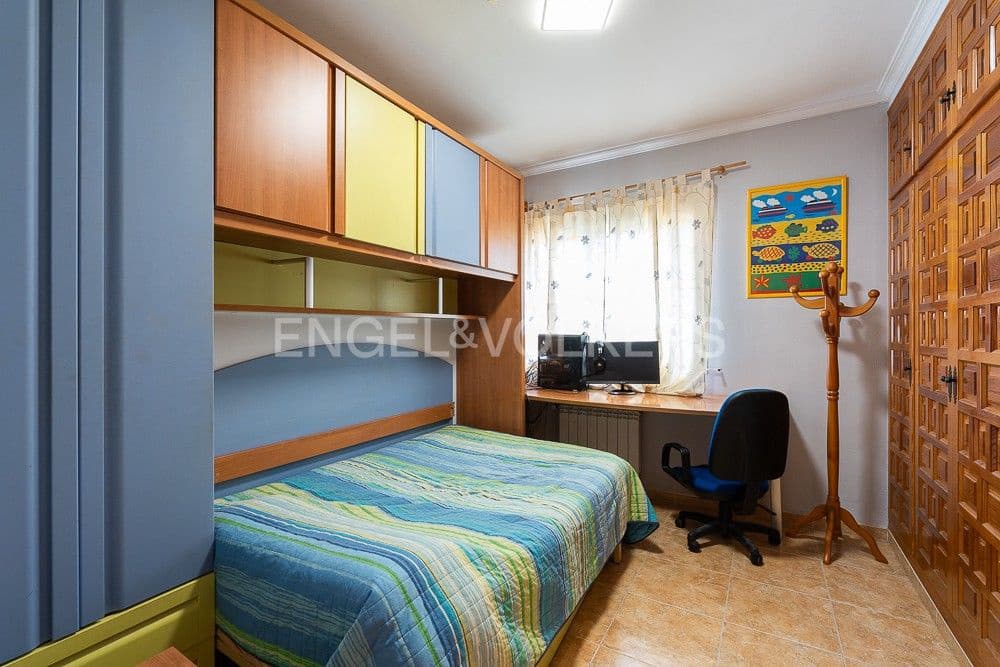 3 chambre Villa/Maison à vendre à La Font d'En Carros avec garage - 340 000 € (Ref: 8292739)