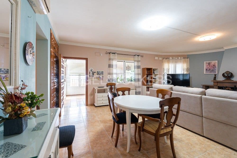 3 chambre Villa/Maison à vendre à La Font d'En Carros avec garage - 340 000 € (Ref: 8292739)