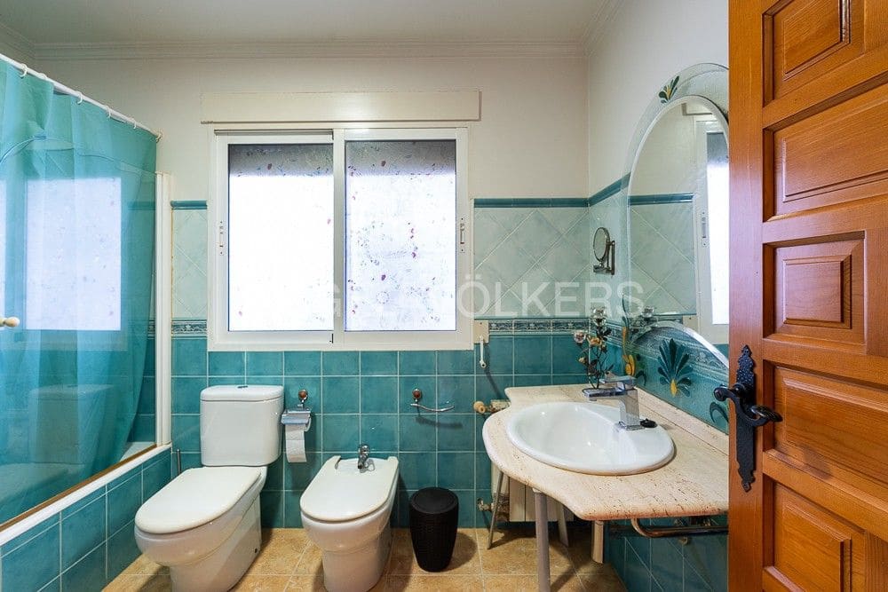 3 chambre Villa/Maison à vendre à La Font d'En Carros avec garage - 340 000 € (Ref: 8292739)