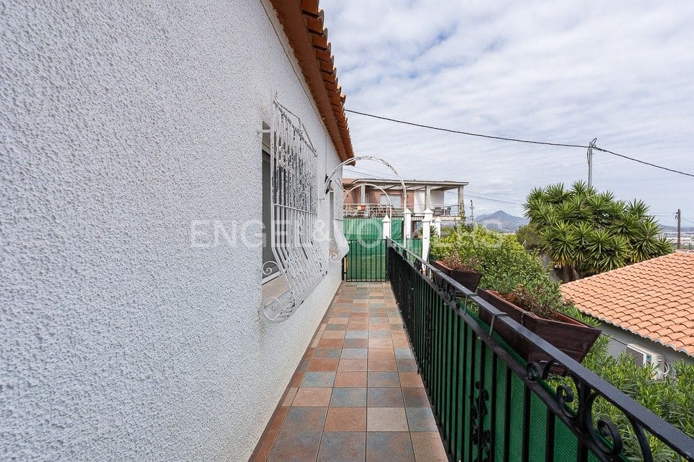 3 chambre Villa/Maison à vendre à La Font d'En Carros avec garage - 340 000 € (Ref: 8292739)