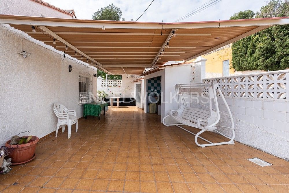 3 chambre Villa/Maison à vendre à La Font d'En Carros avec garage - 340 000 € (Ref: 8292739)
