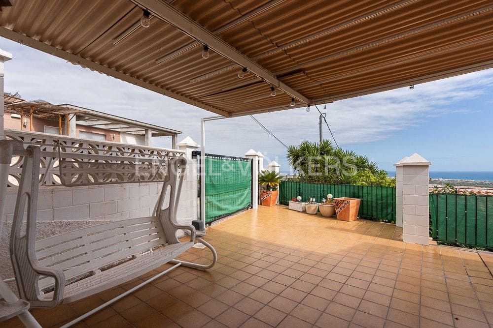 3 chambre Villa/Maison à vendre à La Font d'En Carros avec garage - 340 000 € (Ref: 8292739)