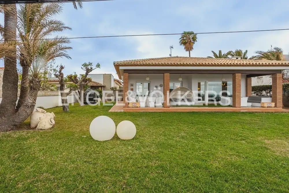 4 chambre Villa/Maison à vendre à Denia avec garage - 1 800 000 € (Ref: 8292742)