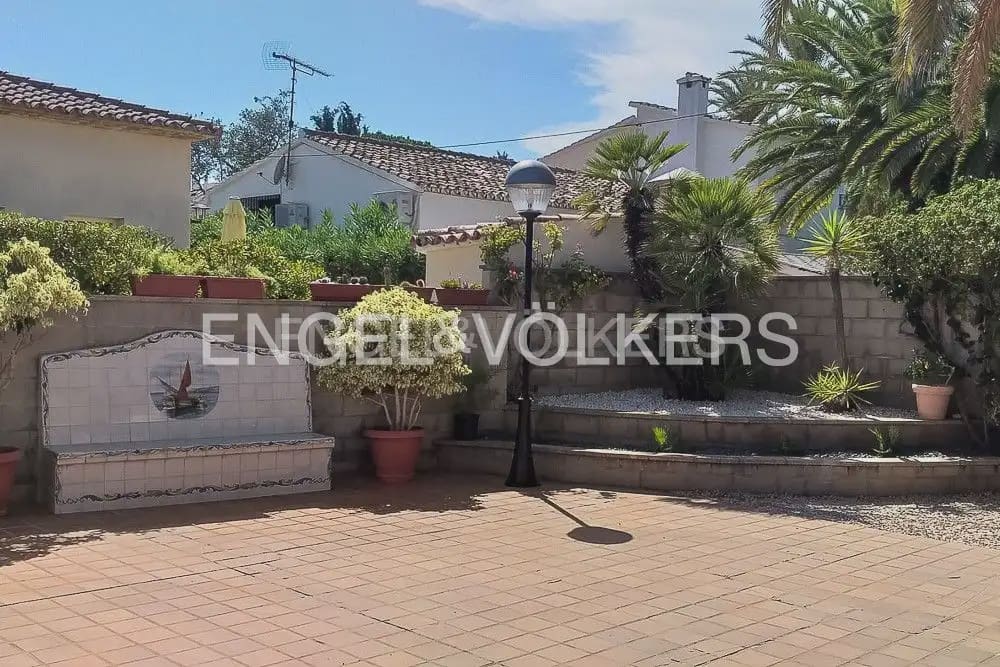 4 chambre Villa/Maison à vendre à Denia avec garage - 1 800 000 € (Ref: 8292742)