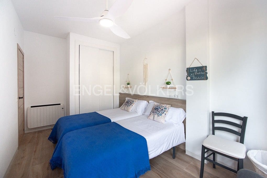 2 bedroom Beach Apartment for sale in Peniscola with garage - € 259,000 (Ref: 8292754)