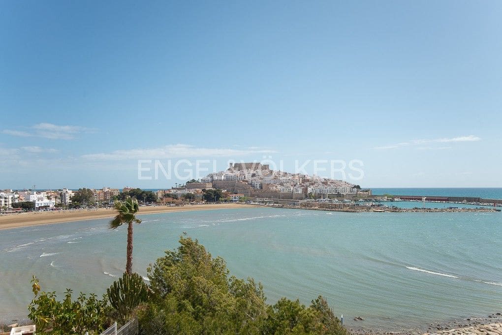 2 bedroom Beach Apartment for sale in Peniscola with garage - € 259,000 (Ref: 8292754)