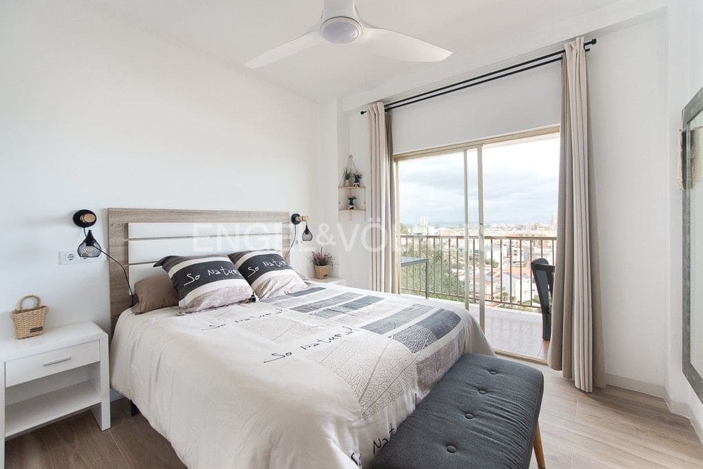 2 bedroom Beach Apartment for sale in Peniscola with garage - € 259,000 (Ref: 8292754)