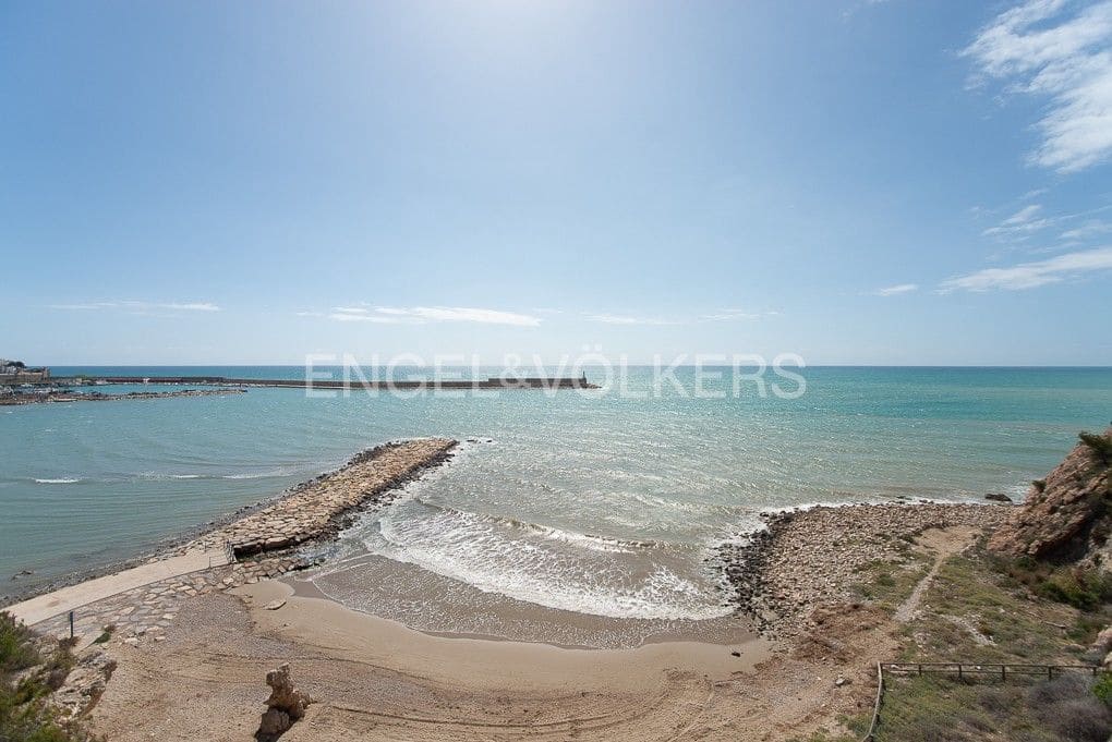 2 bedroom Beach Apartment for sale in Peniscola with garage - € 259,000 (Ref: 8292754)