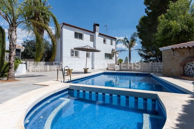 5 soverom Villa til salgs i Picassent med svømmebasseng garasje - € 450 000 (Ref: 8307798)