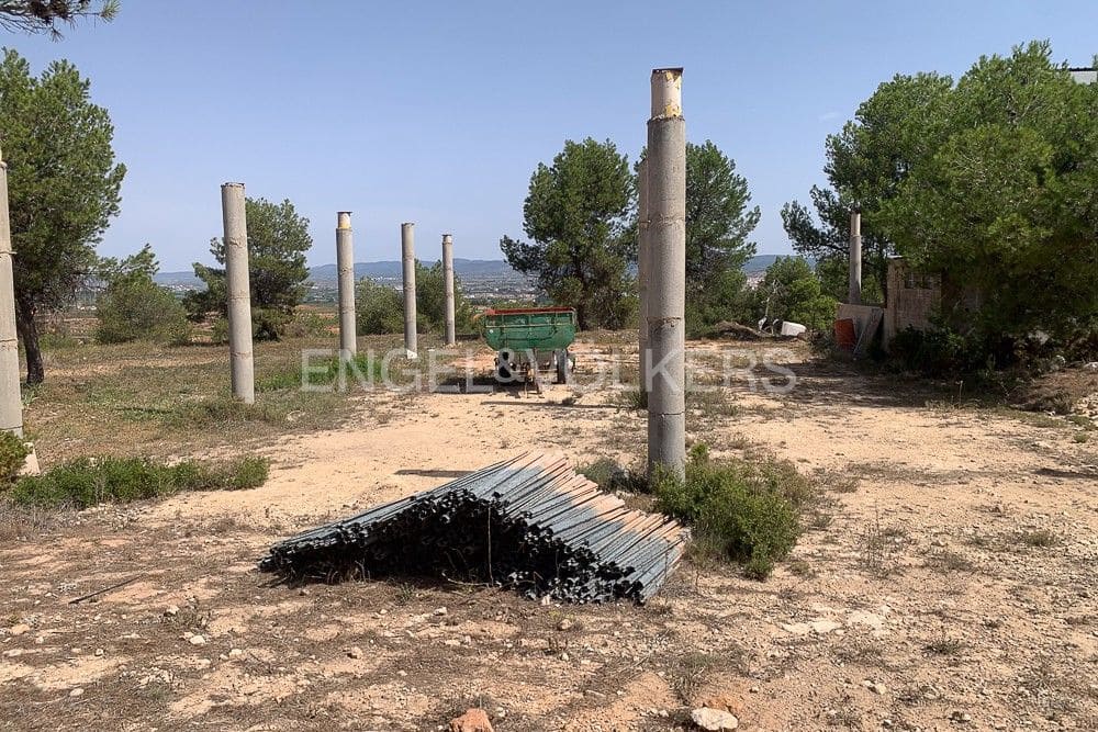 Building Plot for sale in Requena - € 1,250,000 (Ref: 9079867)