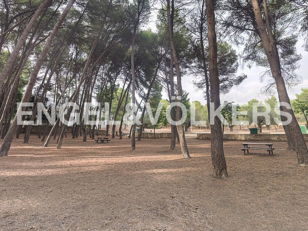 Działka budowlana na sprzedaż w Lliria - 52 000 € (Ref: 9079869)