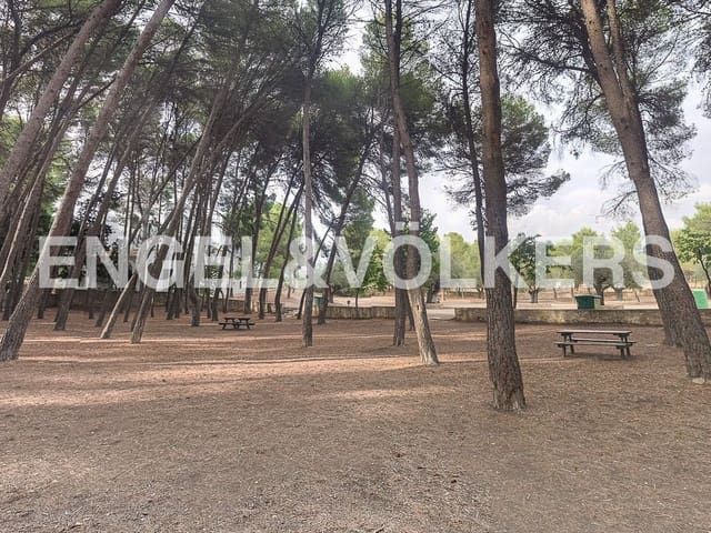 Działka budowlana na sprzedaż w Llíria - 52 000 € (Ref: 9079869)