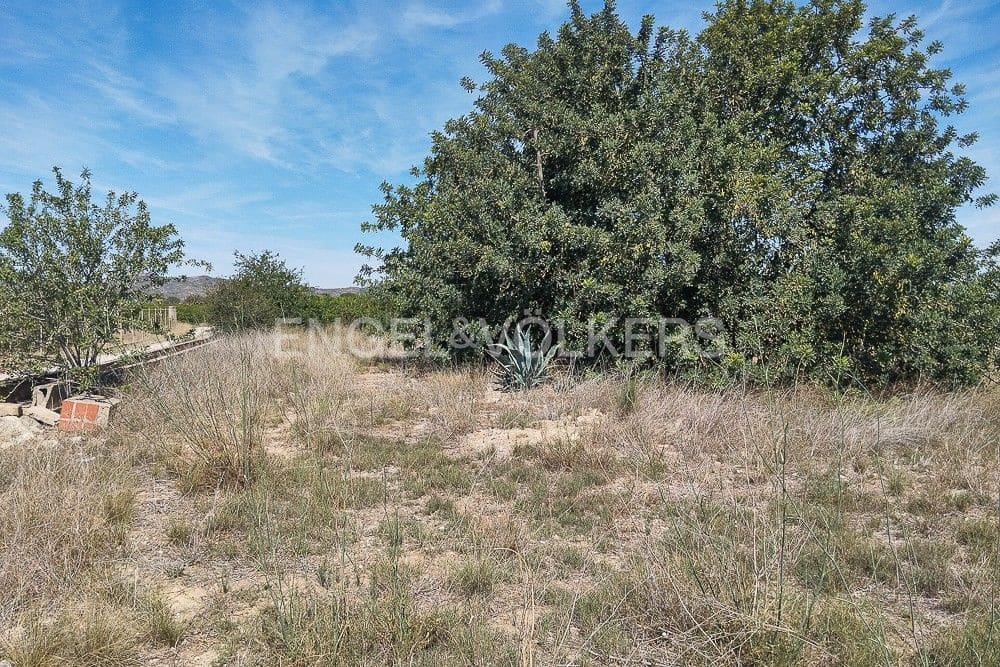 Tontti myytävänä paikassa Lliria - 137 000 € (Ref: 9079884)