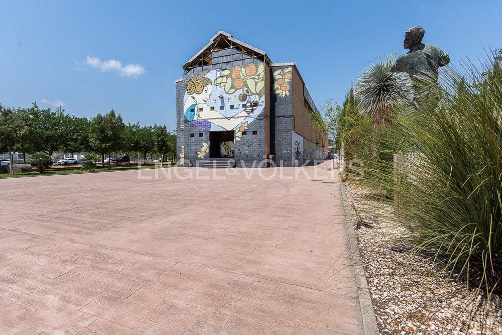 Byggetomt til salgs i Sagunto / Sagunt - € 1 680 000 (Ref: 9079886)