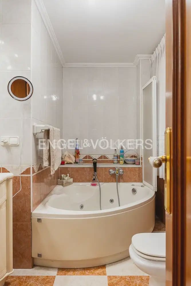 6 soveværelse Lejlighed til salg i Valencia by med garage - € 900.000 (Ref: 9079890)