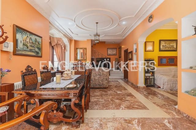 6 soveværelse Lejlighed til salg i Patraix, Valencia by med garage - € 900.000 (Ref: 9079890)