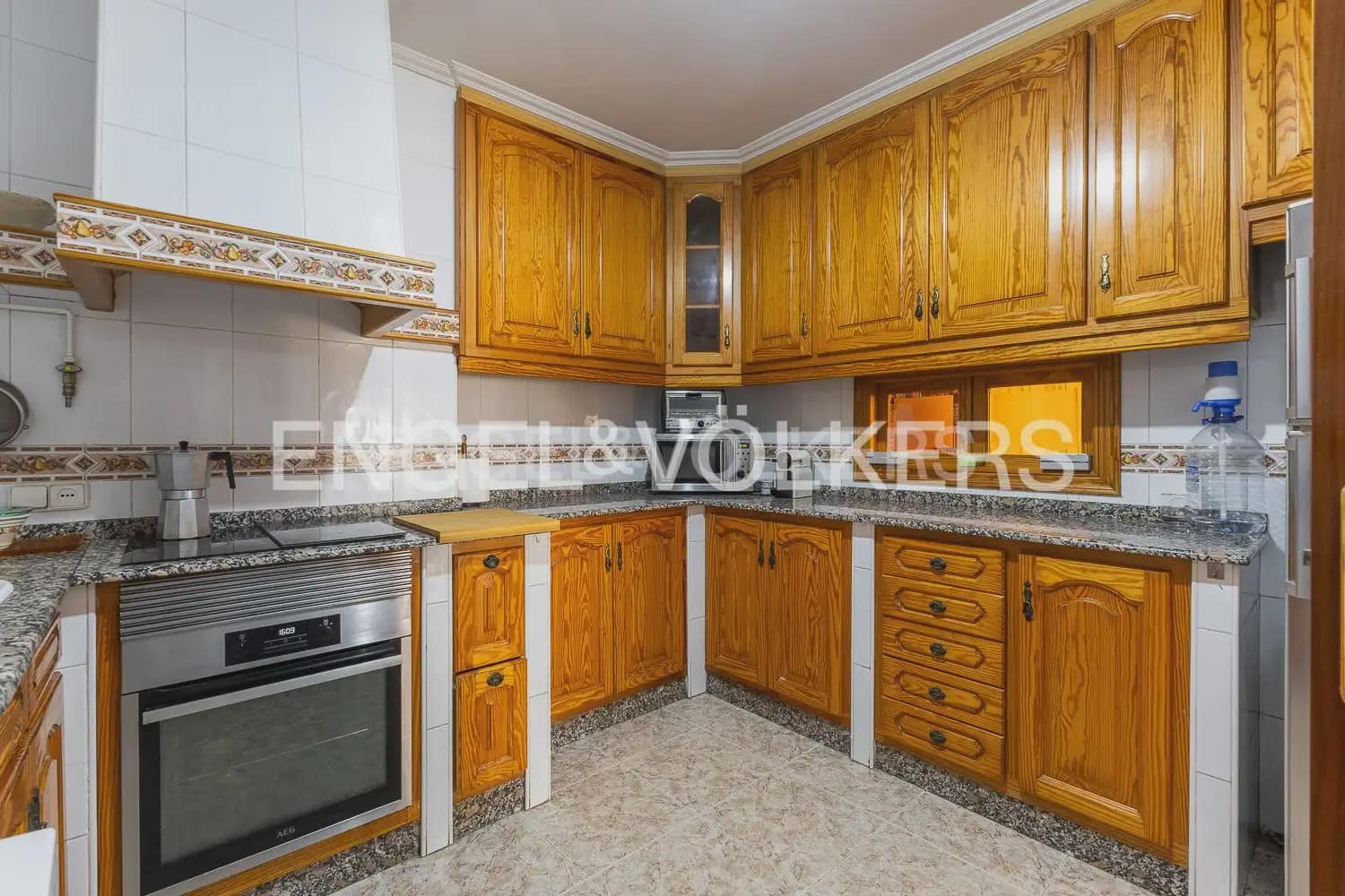 6 soveværelse Lejlighed til salg i Valencia by med garage - € 900.000 (Ref: 9079890)