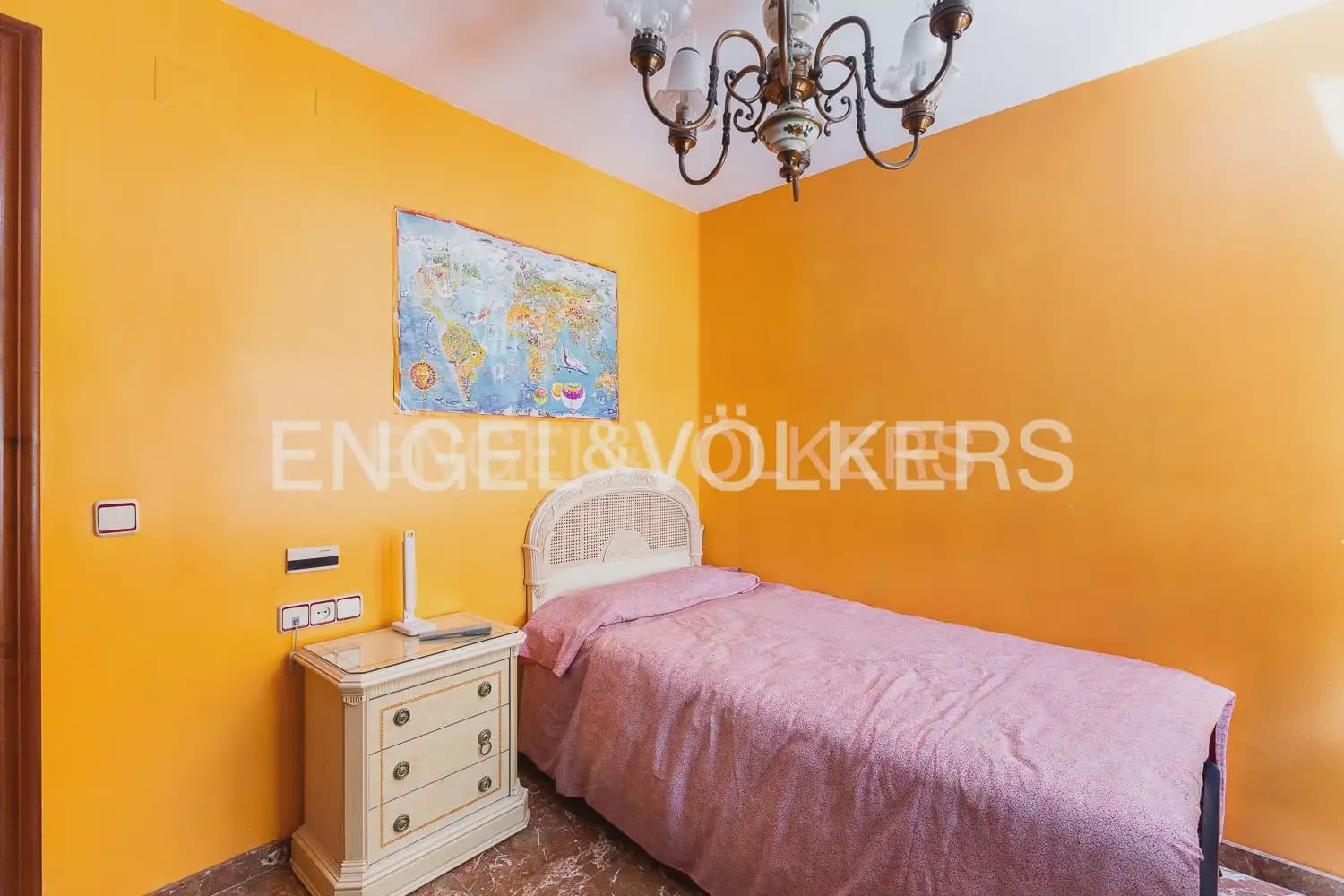 6 soveværelse Lejlighed til salg i Valencia by med garage - € 900.000 (Ref: 9079890)