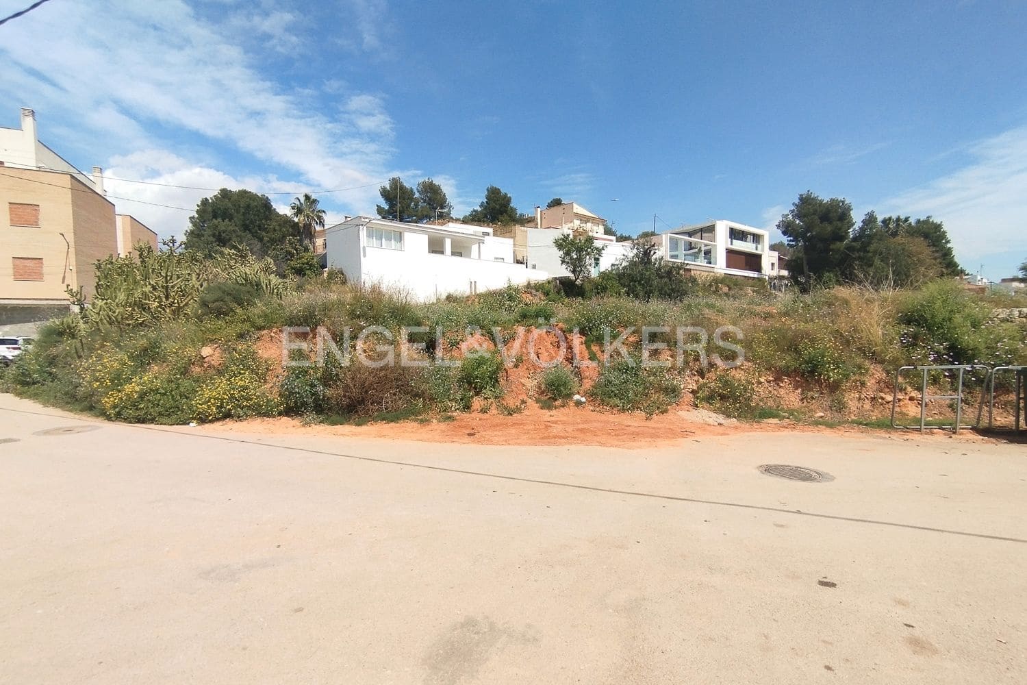 Building Plot for sale in Pedralba - € 209,000 (Ref: 9079895)