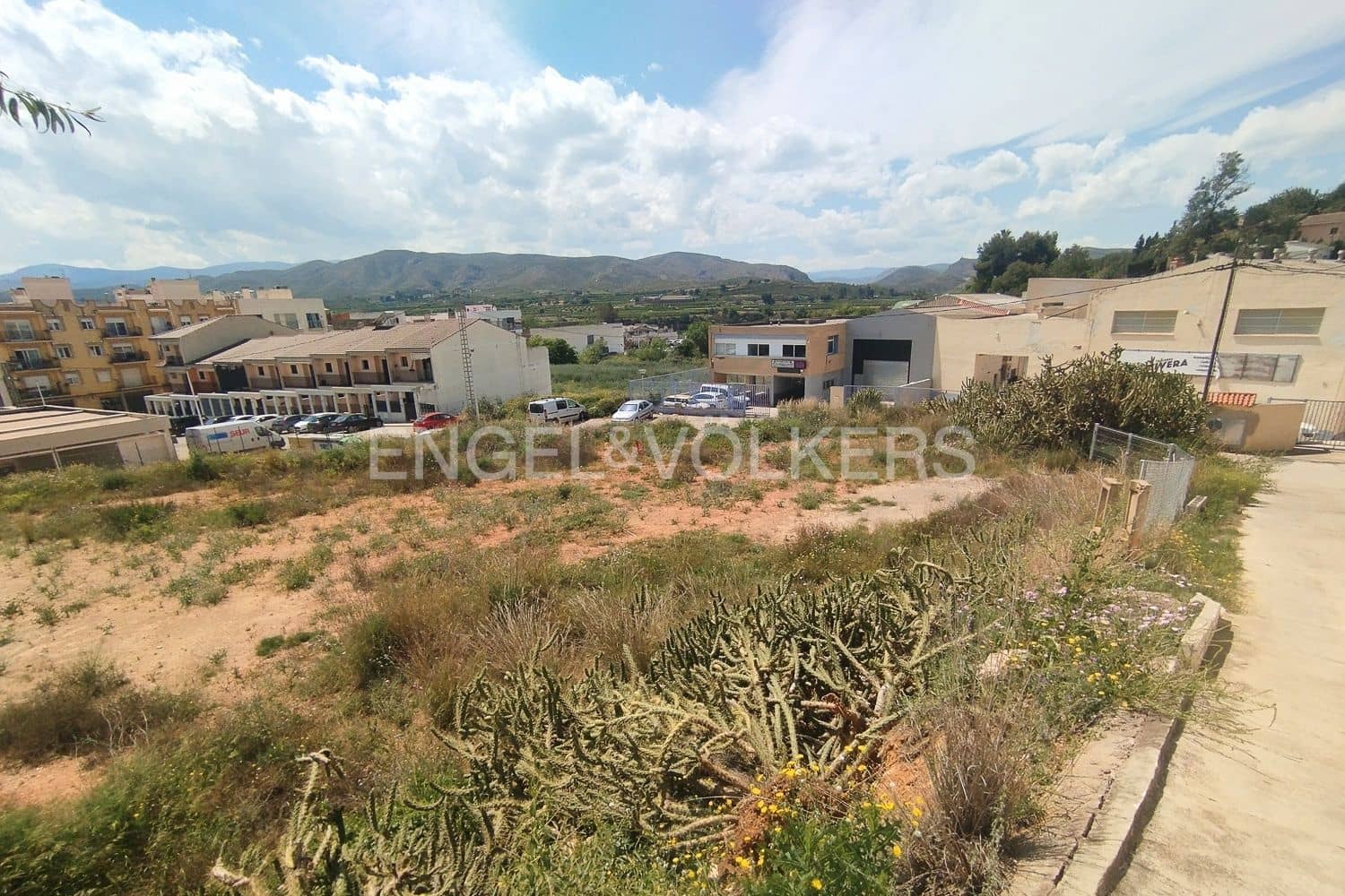 Building Plot for sale in Pedralba - € 209,000 (Ref: 9079895)