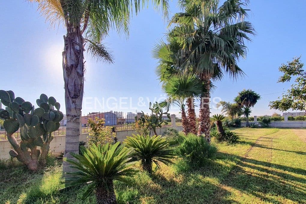 4 sovrum Finca/Hus på landet till salu i Valencia stad med garage - 400 000 € (Ref: 9079907)