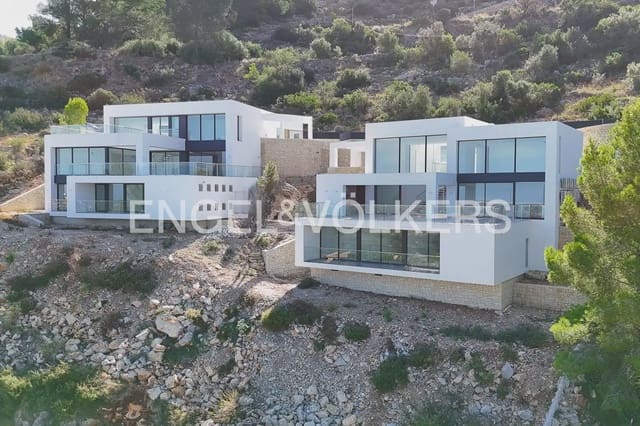 4 slaapkamer Villa te koop in Pedreguer met zwembad - € 1.750.000 (Ref: 9079933)