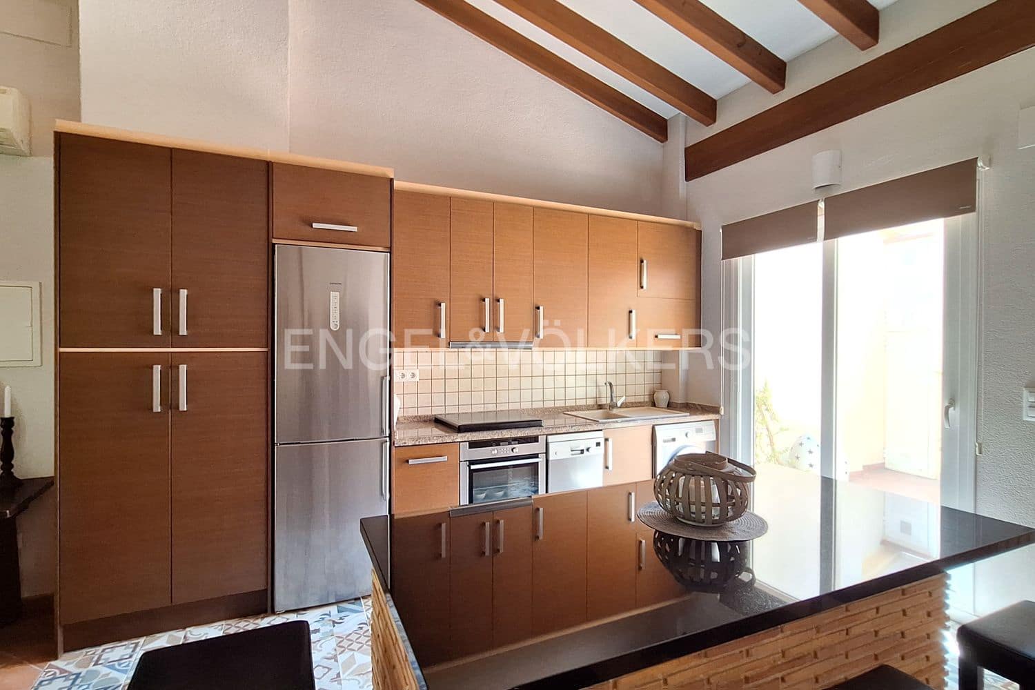 Casa de 4 habitaciones en Dénia en venta - 456.000 € (Ref: 9079941)