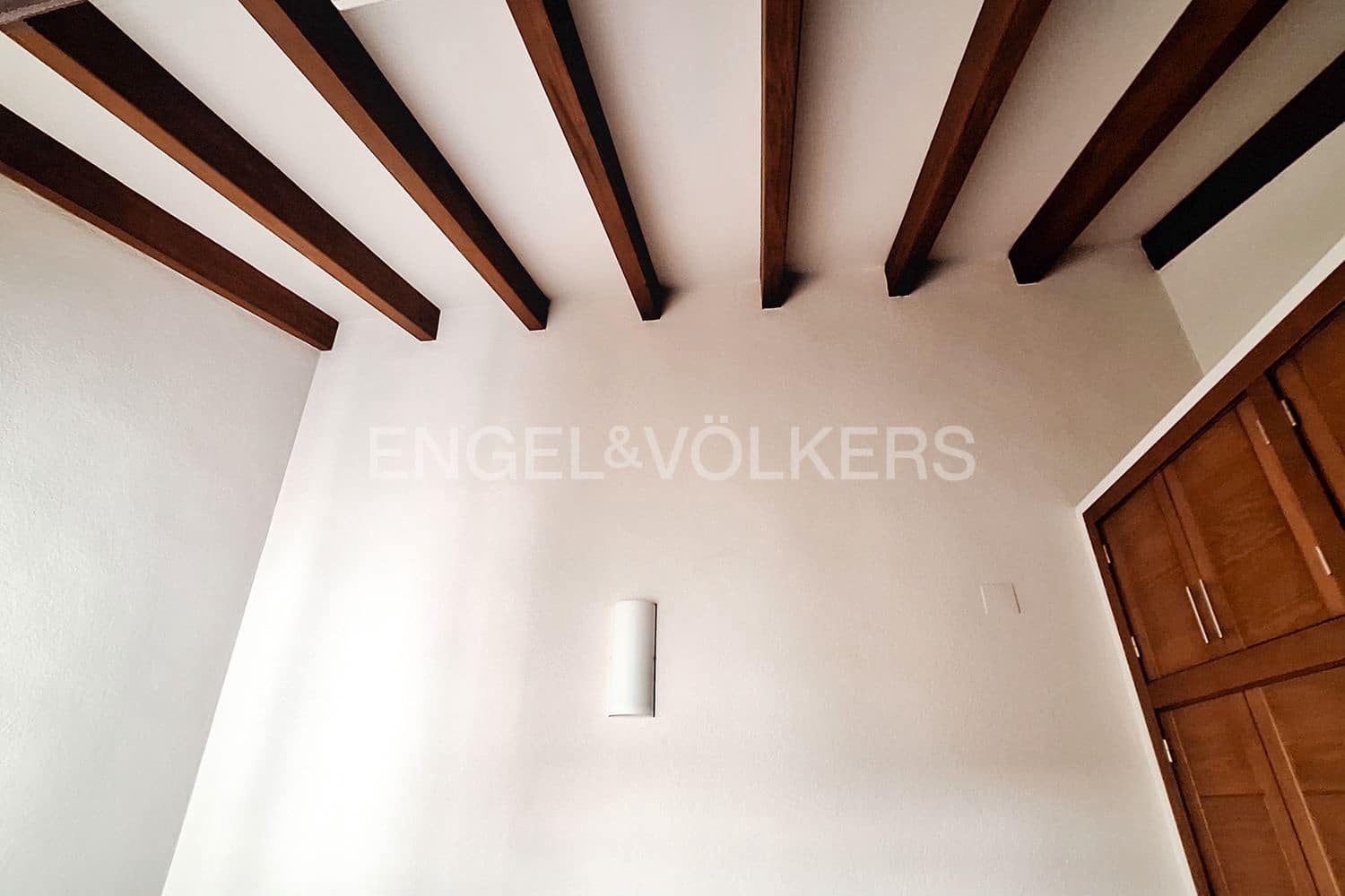 Casa de 4 habitaciones en Dénia en venta - 456.000 € (Ref: 9079941)