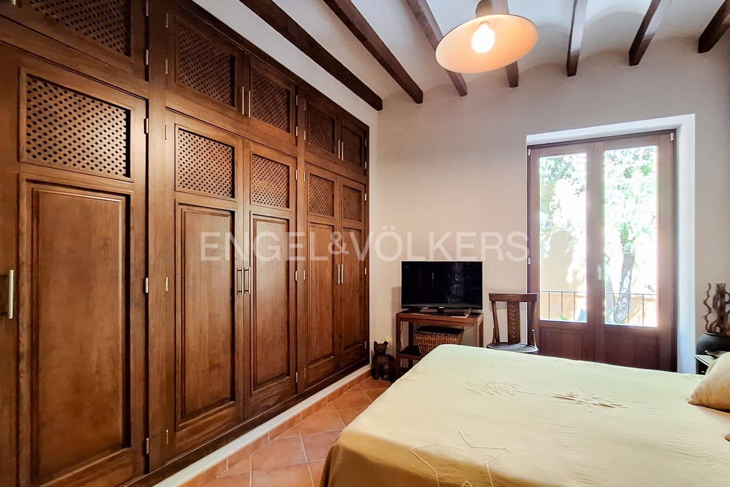 Casa de 4 habitaciones en Dénia en venta - 456.000 € (Ref: 9079941)