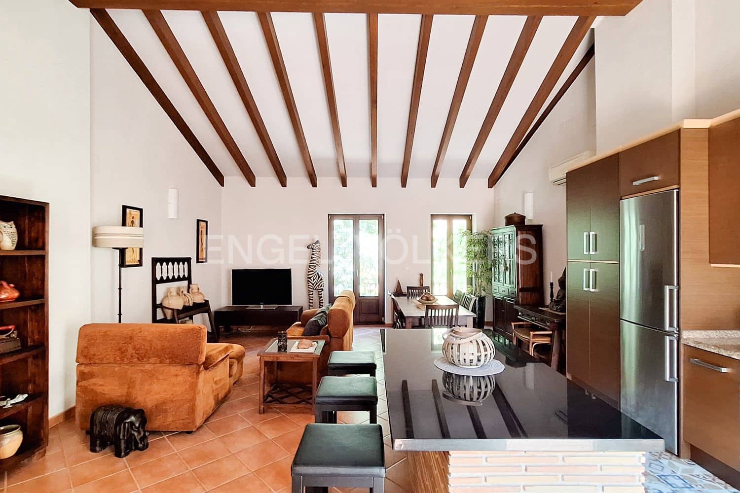 Casa de 4 habitaciones en Dénia en venta - 456.000 € (Ref: 9079941)