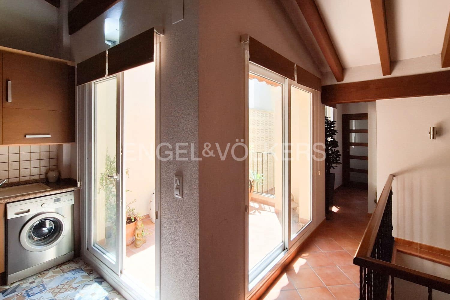Casa de 4 habitaciones en Dénia en venta - 456.000 € (Ref: 9079941)